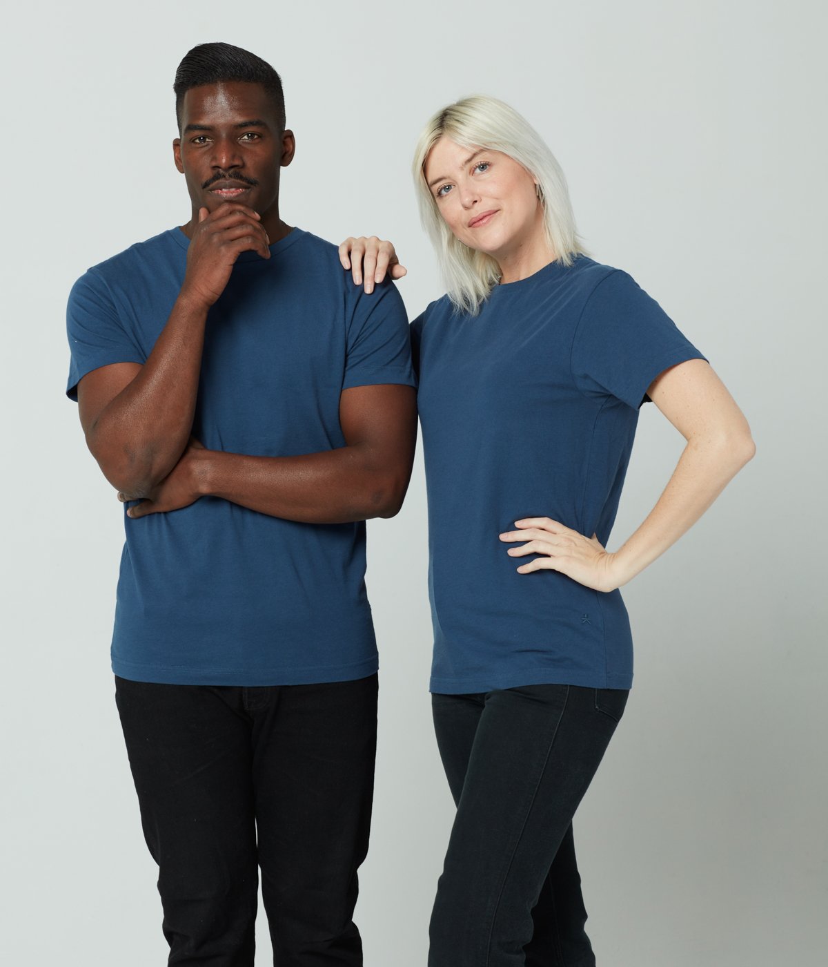 Unisex T-Shirt - Navy